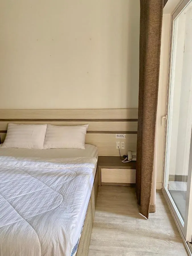 Green River Hotel & Apartment